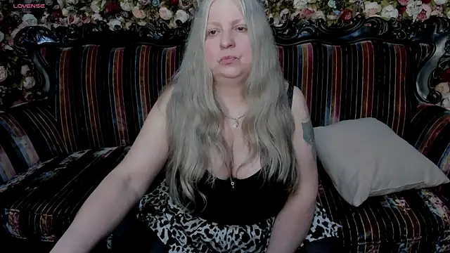Snapshot of mariabelladonna chatting on 4, 6, 2026 mariabelladonna online show from 4, 6, 2026