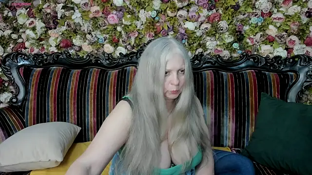 Snapshot of mariabelladonna chatting on 10, 6, 2026 mariabelladonna online show from 10, 6, 2026