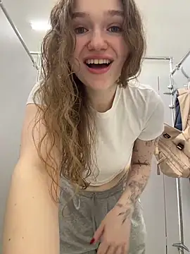 RussianWoman online show from 7, 5, 2026