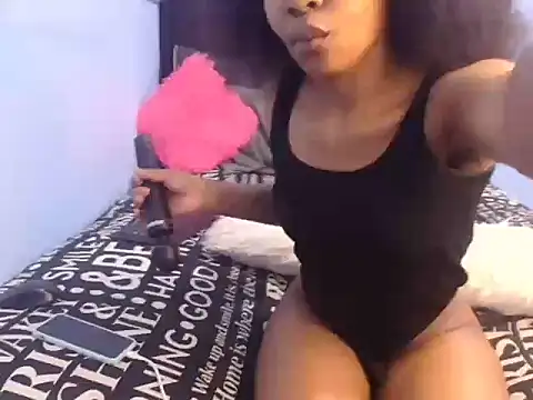 LisaBluexxx1 online show from 4, 12, 2025