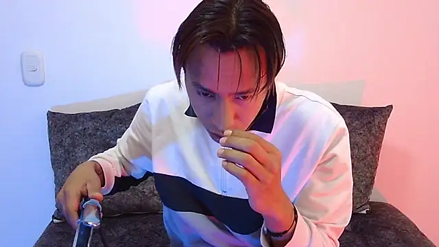 liam  blake online show from 28, 11, 2025