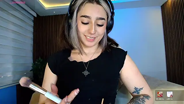 Snapshot of GabyRose9 chatting on 26, 2, 2026 GabyRose9 online show from 26, 2, 2026