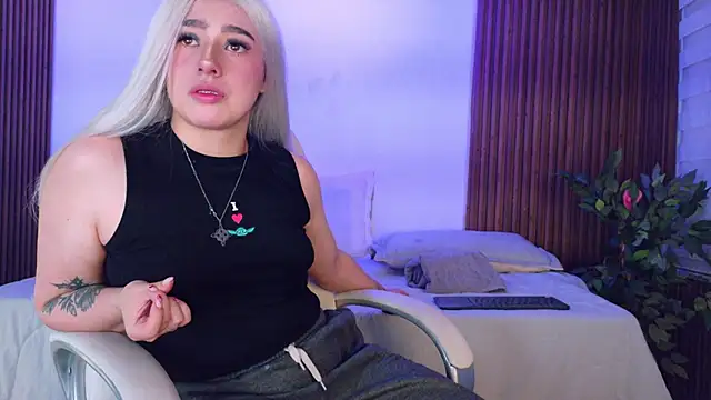 Snapshot of GabyRose9 chatting on 16, 2, 2026 GabyRose9 online show from 16, 2, 2026