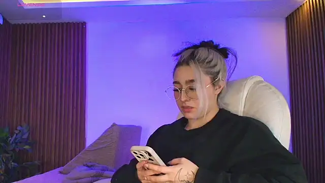 Snapshot of GabyRose9 chatting on 25, 2, 2026 GabyRose9 online show from 25, 2, 2026