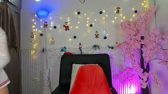 Nicole diaz7 online show from 21, 12, 2025