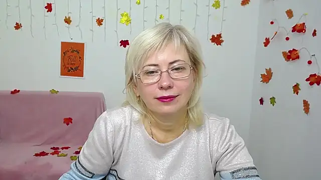 LaurenWishy online show from 2, 12, 2025