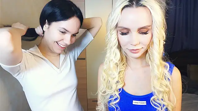 LorrieWilcinski online show from 12, 1, 2026