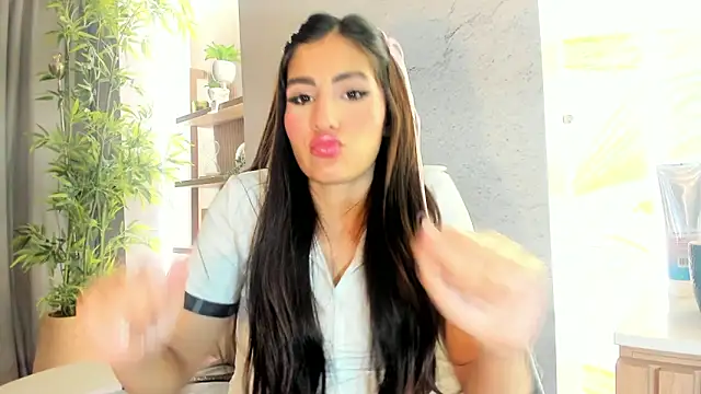 IsabelaStefano online show from 10, 5, 2026