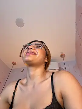 IsabelaStefano online show from 9, 2, 2026