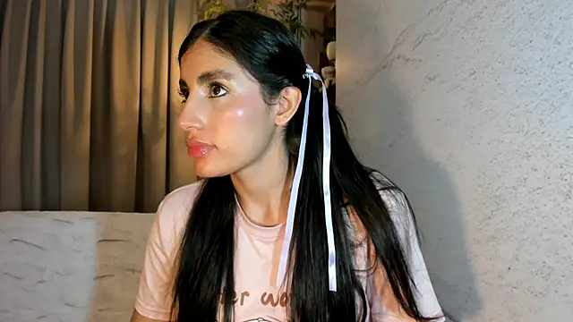 Snapshot of IsabelaStefano chatting on 17, 7, 2026 IsabelaStefano online show from 17, 7, 2026