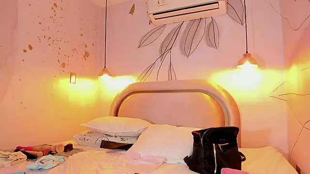 IsabelaStefano online show from 12, 2, 2026