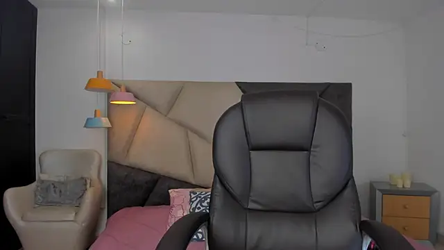 MarieTaylor  online show from 25, 2, 2026