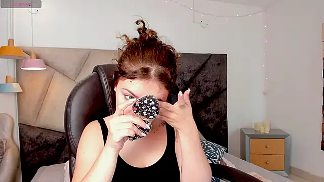 MarieTaylor  online show from 22, 2, 2026