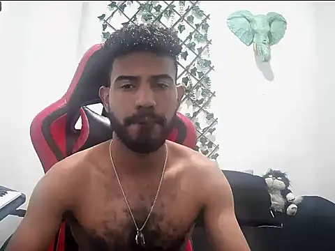 Snapshot of alberthot11 chatting on 28, 11, 2025 alberthot11 online show from 28, 11, 2025