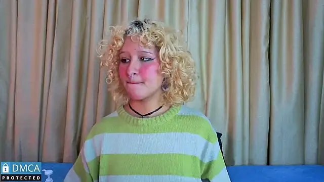 Snapshot of ahsly_Zam chatting on 20, 2, 2026 ahsly Zam online show from 20, 2, 2026