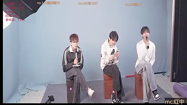 Snapshot of Cosplay__ chatting on 25, 11, 2025 Cosplay online show from 25, 11, 2025