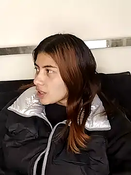 Snapshot of Emmyxxx chatting on 17, 1, 2026 Emmyxxx online show from 17, 1, 2026