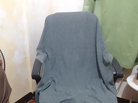 HotAsian Yazzi69 online show from 21, 12, 2025