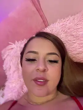 April Beckett02 online show from 17, 12, 2025