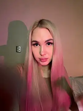 Miss Alisse online show from 26, 11, 2025