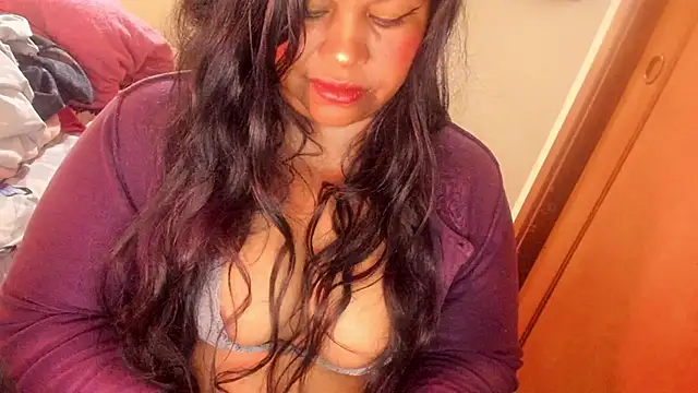 Snapshot of ebonycamelia chatting on 19, 6, 2026 ebonycamelia online show from 19, 6, 2026