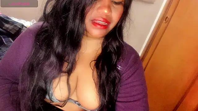Snapshot of ebonycamelia chatting on 8, 7, 2026 ebonycamelia online show from 8, 7, 2026