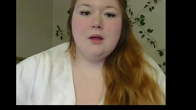 Snapshot of Lilah_Sweet chatting on 15, 6, 2026 Lilah Sweet online show from 15, 6, 2026