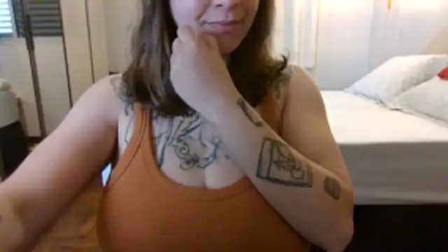 xxxluana online show from 18, 12, 2025