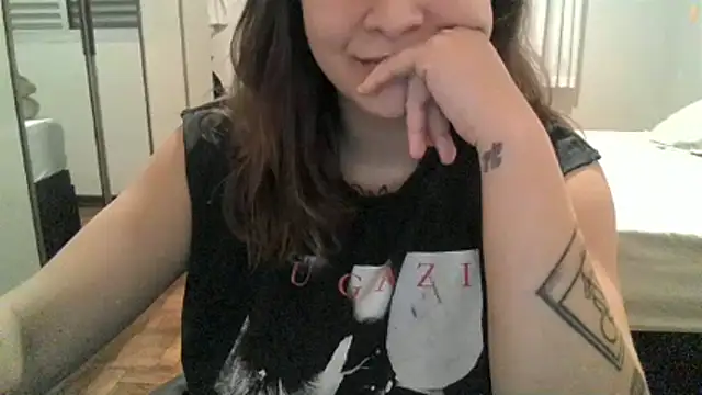 xxxluana online show from 9, 3, 2026