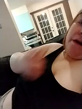 surlygurl online show from 26, 11, 2025