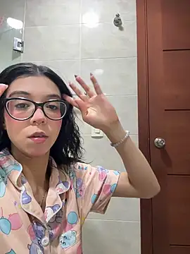 Valen-Foxx1 online show from 7, 2, 2026