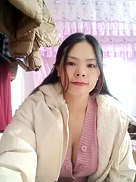 quynhquynh  online show from 9, 1, 2026