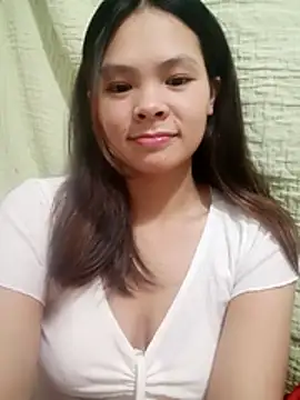 quynhquynh  online show from 14, 12, 2025