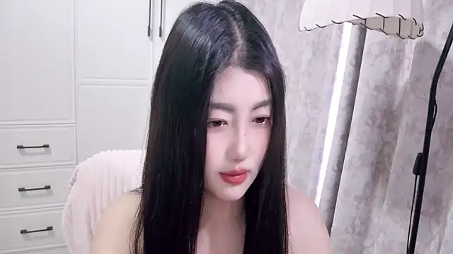 XIAOFENG-2025 online show from 18, 7, 2026
