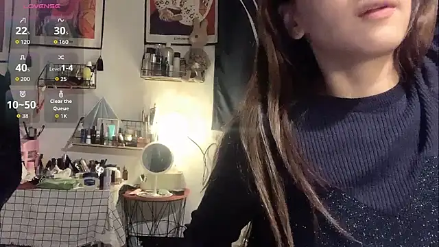 Snapshot of coco-jiang chatting on 4, 12, 2025 coco-jiang online show from 4, 12, 2025