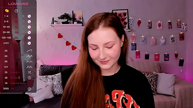 velvet cherry  online show from 25, 4, 2026