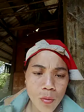 bela-hayes online show from 2, 12, 2025