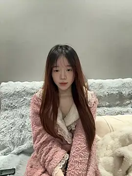 Lgirl-520 online show from 14, 1, 2026