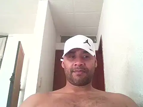 musclehetero online show from 5, 5, 2026