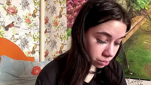 DebbiGoodknight online show from 6, 1, 2026