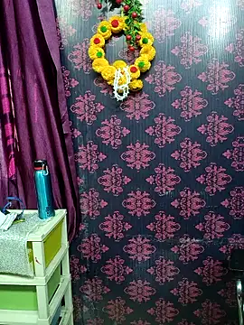 Cute Lucky online show from 28, 2, 2026