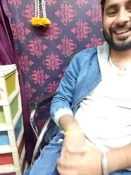 Cute Lucky online show from 17, 12, 2025