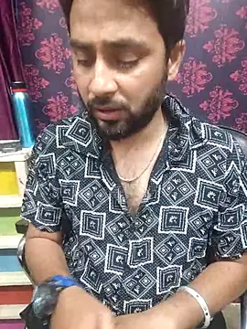 Cute Lucky online show from 15, 4, 2026