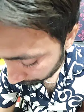 Cute Lucky online show from 14, 4, 2026