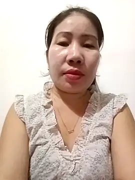 Snapshot of Reema_143 chatting on 22, 12, 2025 Reema 143 online show from 22, 12, 2025