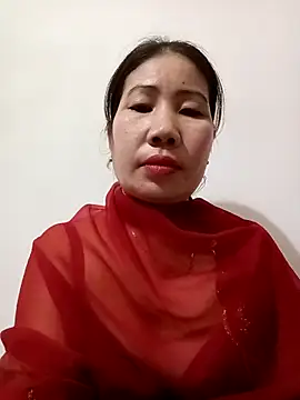 Snapshot of Reema_143 chatting on 14, 12, 2025 Reema 143 online show from 14, 12, 2025