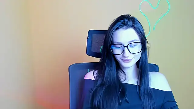 Stella XO online show from 24, 11, 2025