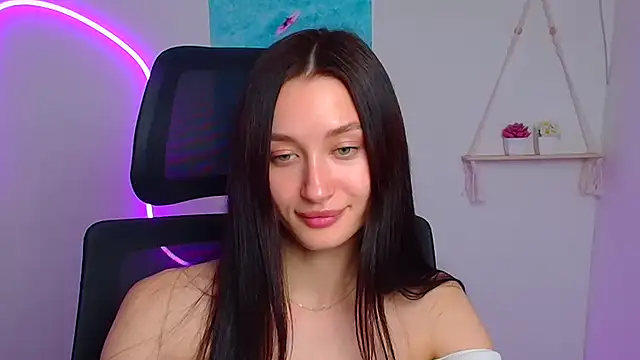 Stella XO online show from 10, 4, 2026