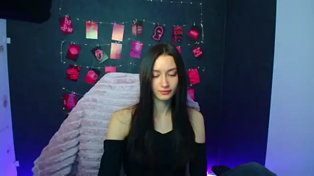 Stella XO online show from 8, 4, 2026