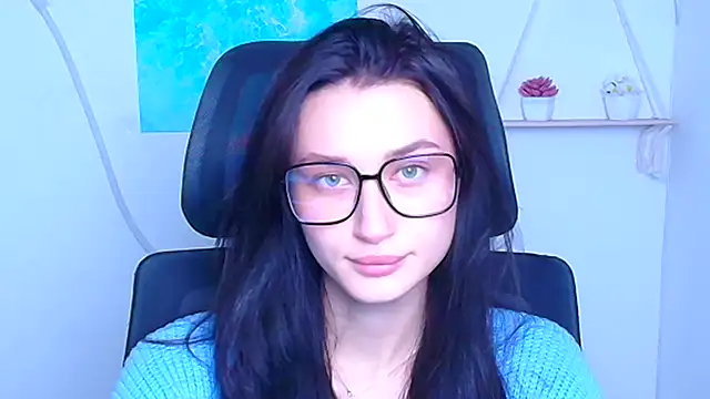 Stella XO online show from 25, 11, 2025